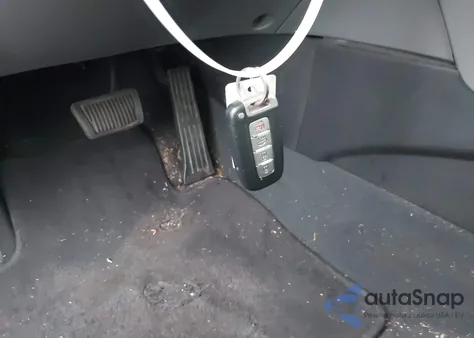 2011 Hyundai Sonata Hybrid from USA, damaged, VIN KMHEC4A43BA014005